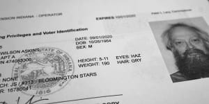 Column: Poll workers get paid as much as $165, so sign up early