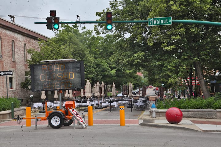 Public right-of-way issues: Use of Kirkwood for dining through Oct. 31 mulled by Bloomington city council, motorcoaches get some parking commission talk