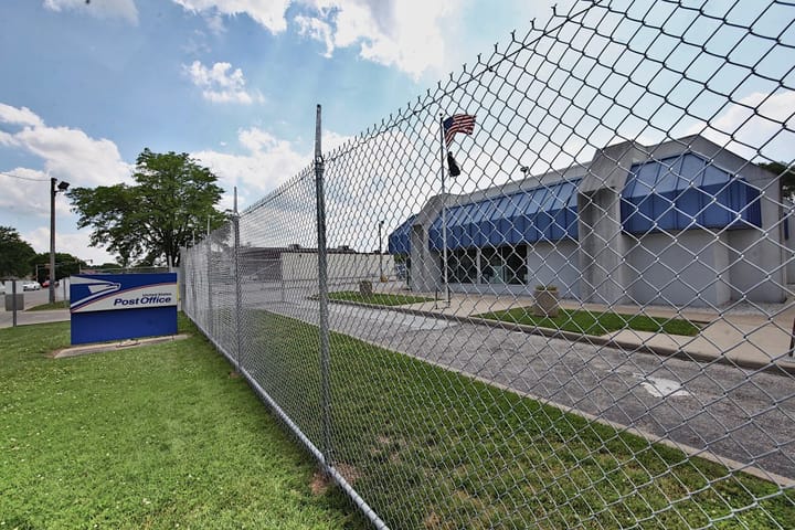 Sovereign immunity means a fence for Bloomington post office