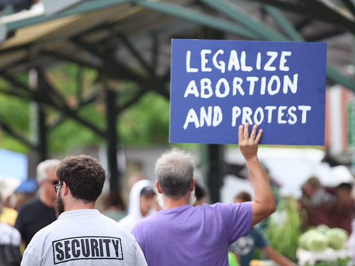 SCOTUS abortion ruling prompts Bloomington demonstrations