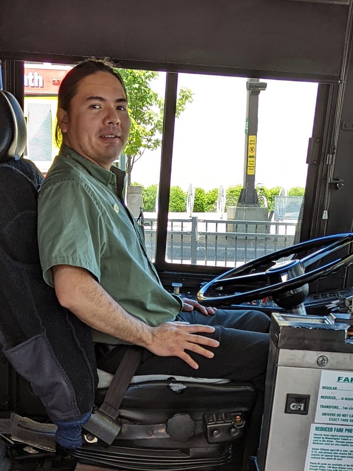Bloomington Transit driver now on board US citizens bus: “Happy Fourth of July, my fellow Americans!”