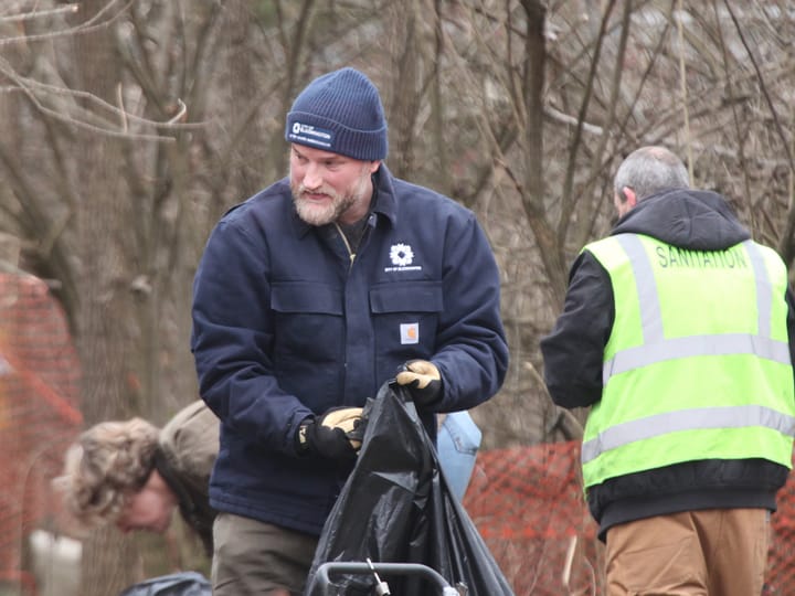 Homeless encampment in southwest quarter of Bloomington displaced, mayor on site for work